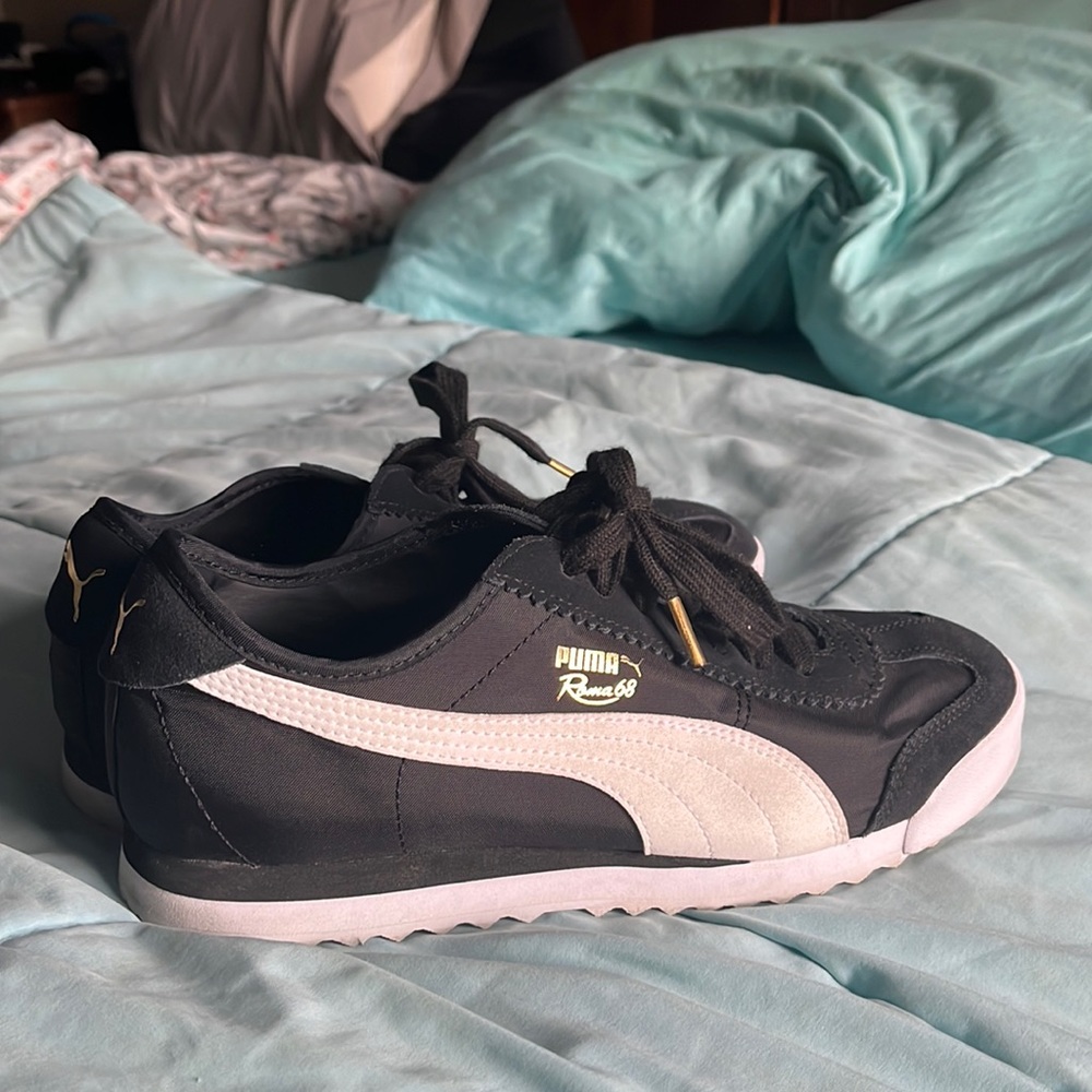 Puma sneakers